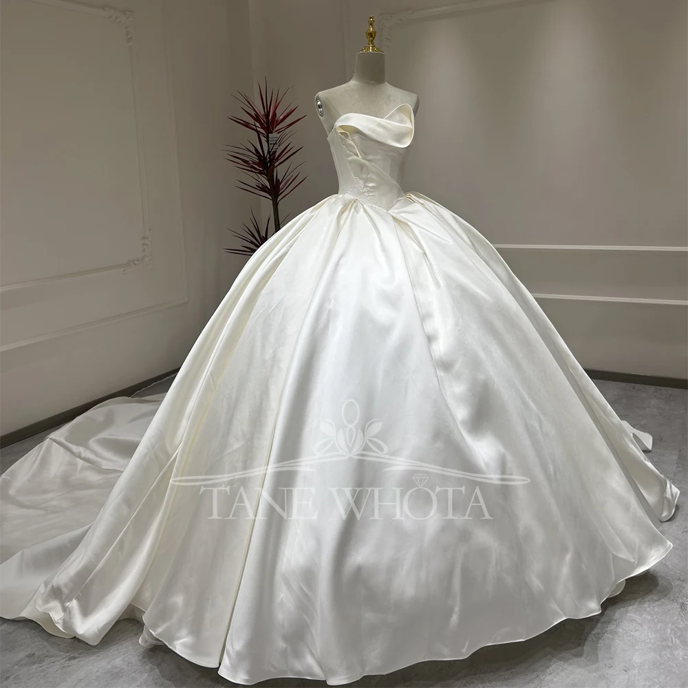 Robes De Mariée 2026 Strapless Embroidery Ruched Ball Gown Customized Luxury Wedding Dress