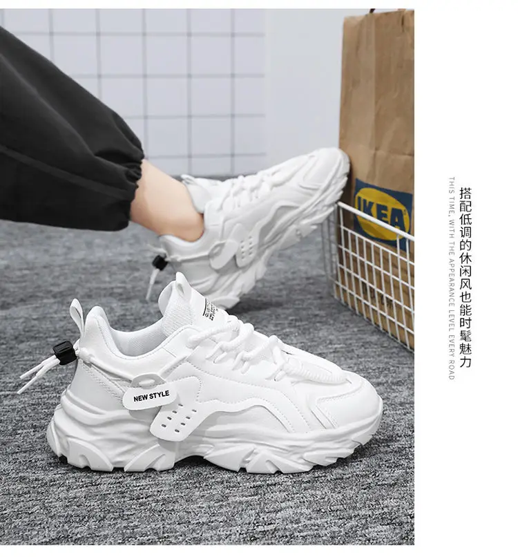 2025 Scarpe casual con plateau stringate da esterno Scarpe da ginnastica tutte abbinate da uomo alla moda Scarpe comode slip on bianche da uomo nuove