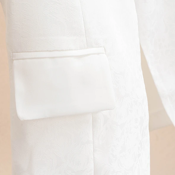 เสื้อเบลาส์ผู้หญิงทรงเข้ารูป แขนเจ็ดส่วน ลายปักดอกไม้สีขาว สไตล์มืออาชีพ คุณภาพดี บางเบา เหมาะสำหรับฤดูใบไม้ผลิและฤดูร้อน