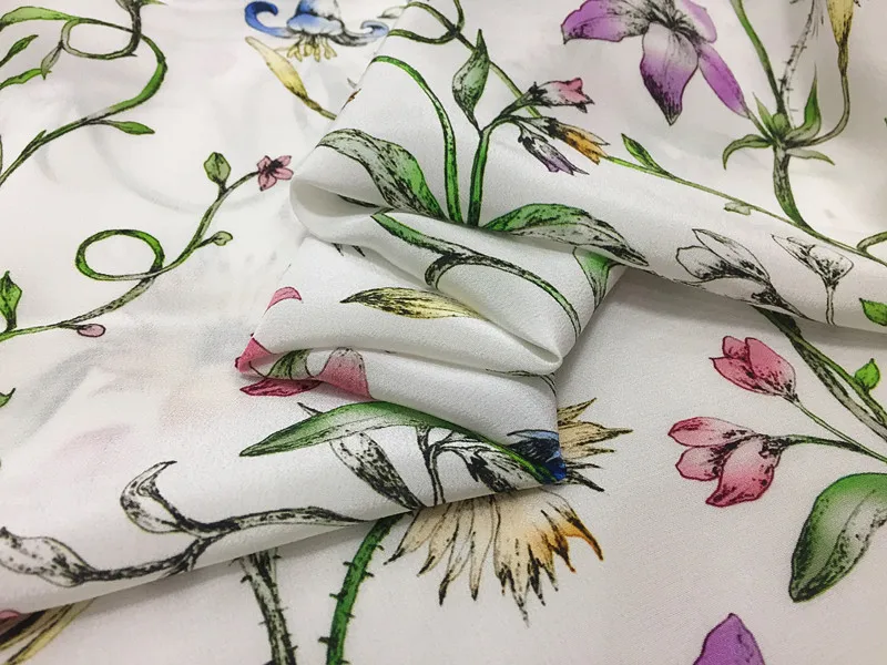 1 meter 100% Mulberry Silk 16 momme Crepe Silk Fabric White with Floral Printed 138cm 54\