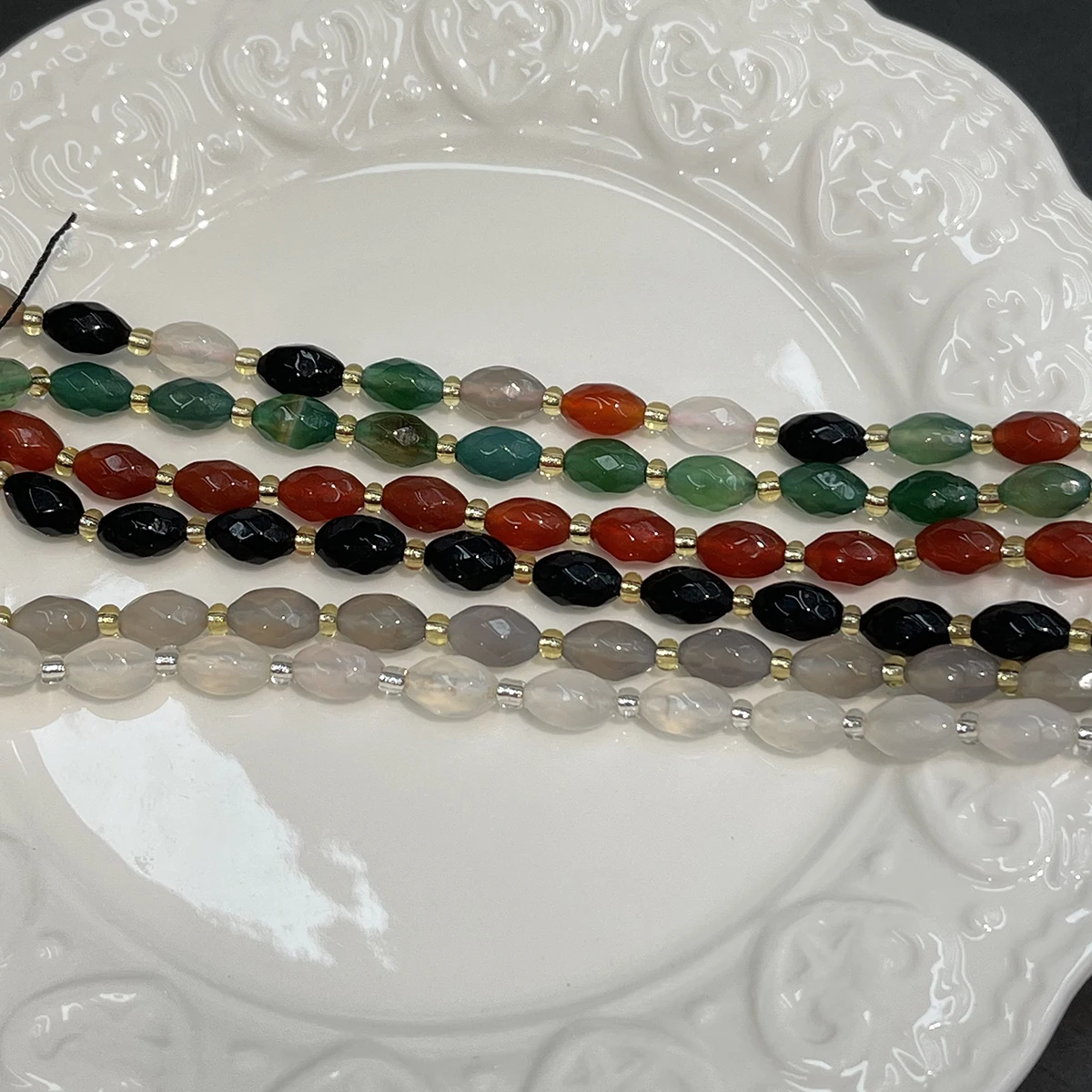 DIY-Achatperlen, natürliche, facettierte Perlen, 5 x 9 mm, zum Basteln von Schmuck, DIY-Halsketten, Armbändern, Ketten und Ohrringen. – Detail 3