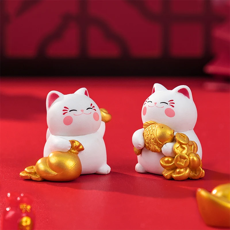 4Pcs Mini Lucky Cat Ornament Cartoon Fortune Kitten Figurine Micro Landscape Car Interior Home Desktop Decor