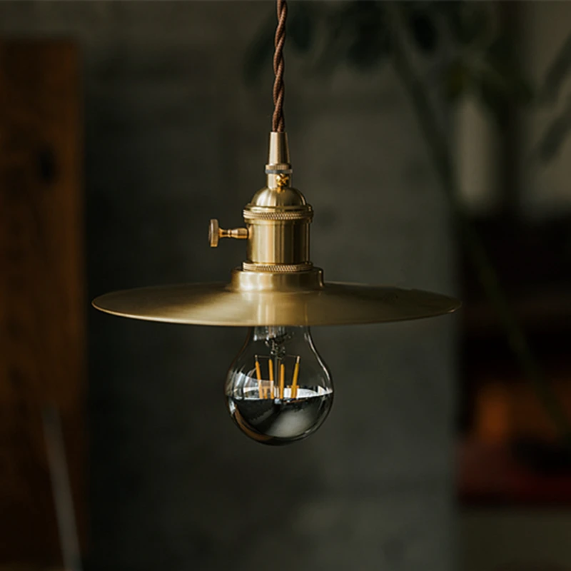 Vintage brass chandelier American-style industrial style bar cafe restaurant corridor light