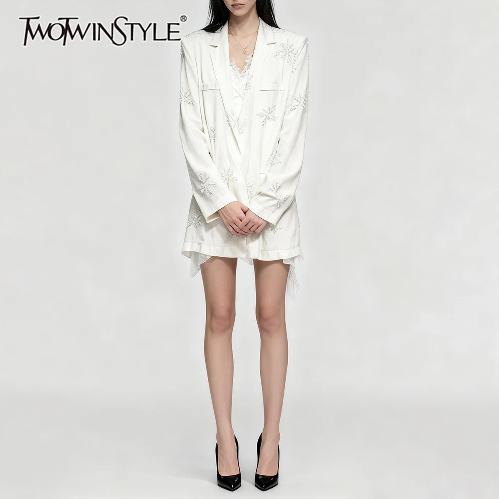 TWOTWINSTYLE Loose Spliced Embroidery Casual Blazers for Women Lapel Long Sleeves Patchwork Button Fashion Blazer Female Clothes
