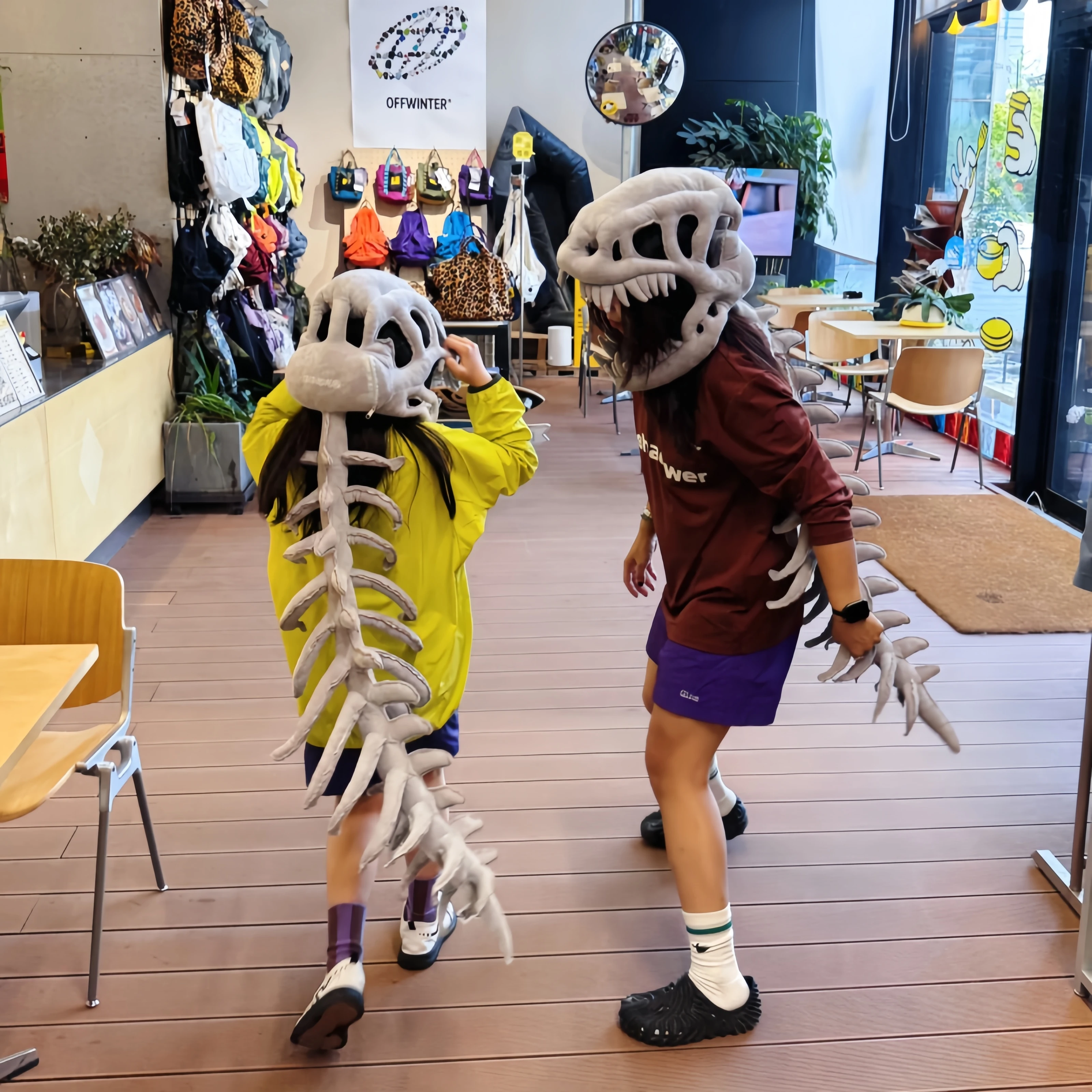 

Cool Dinosaur hat Celebrity-Style Plush Cartoon Skeleton Headgear Halloween Costume Plush Toy Funny Doll Soft Surprise Gift