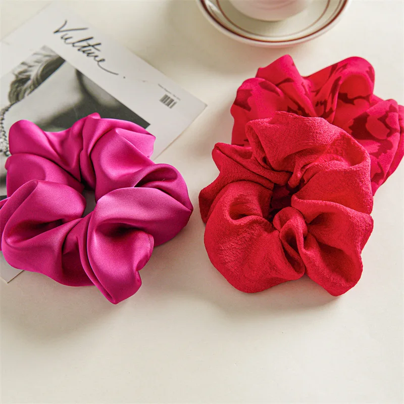 Retro simple rose red satin scrunchie female summer senior sense coreano large meatball hair rope copricapo per capelli