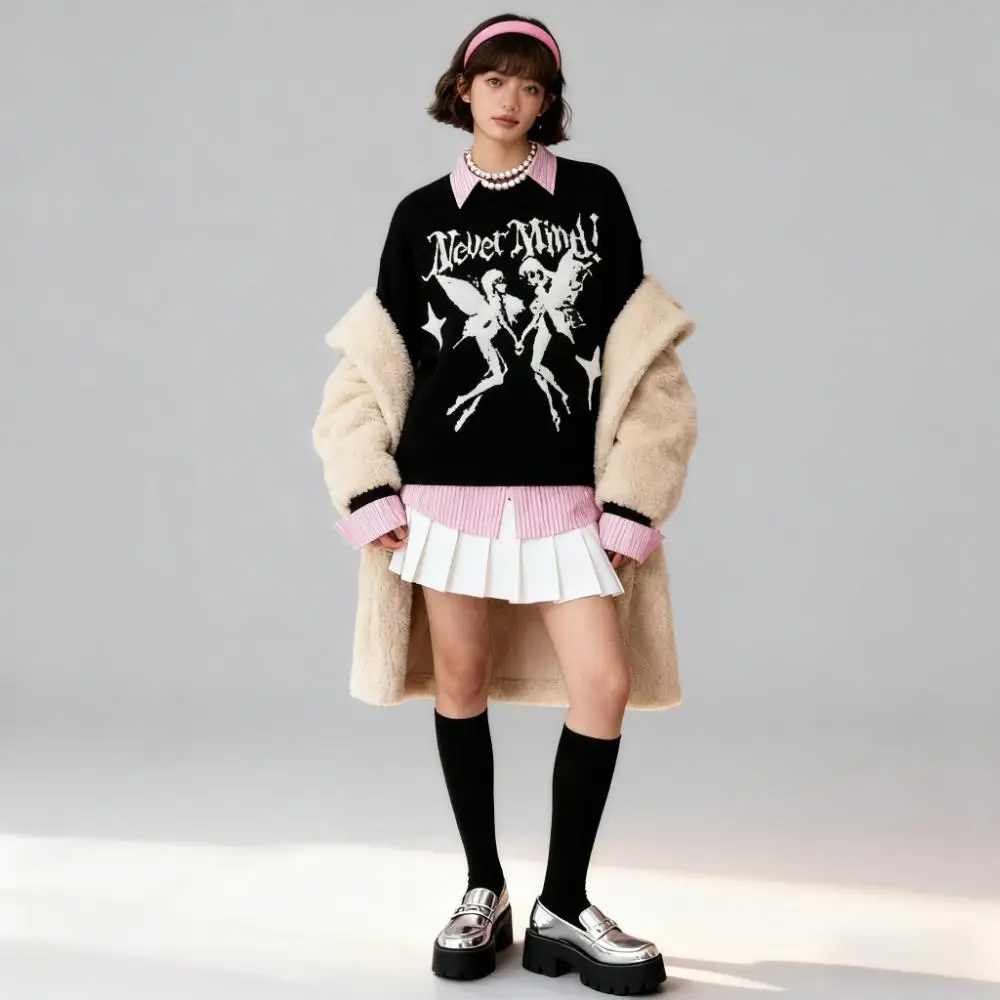 

Осень 2025, модный тренд свободных вязаных свитеров с круглым вырезом и мультяшным рисунком для мужчин и женщин.