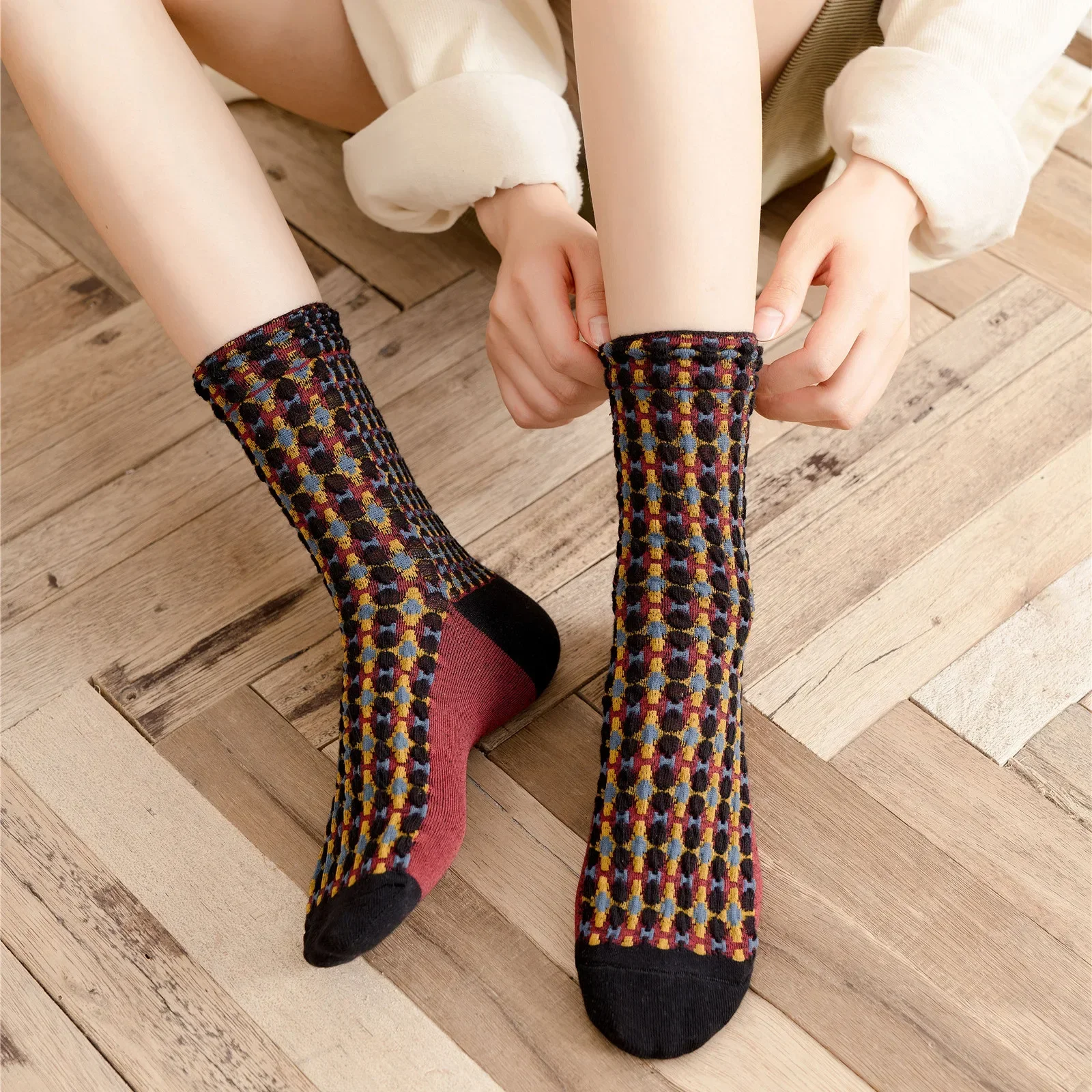 Japanese Fashion Women Socks Autumn Winter Cotton Long Socks Women Harajuku Retro Vintage Streetwear Kawaii Socks 2024 New Year