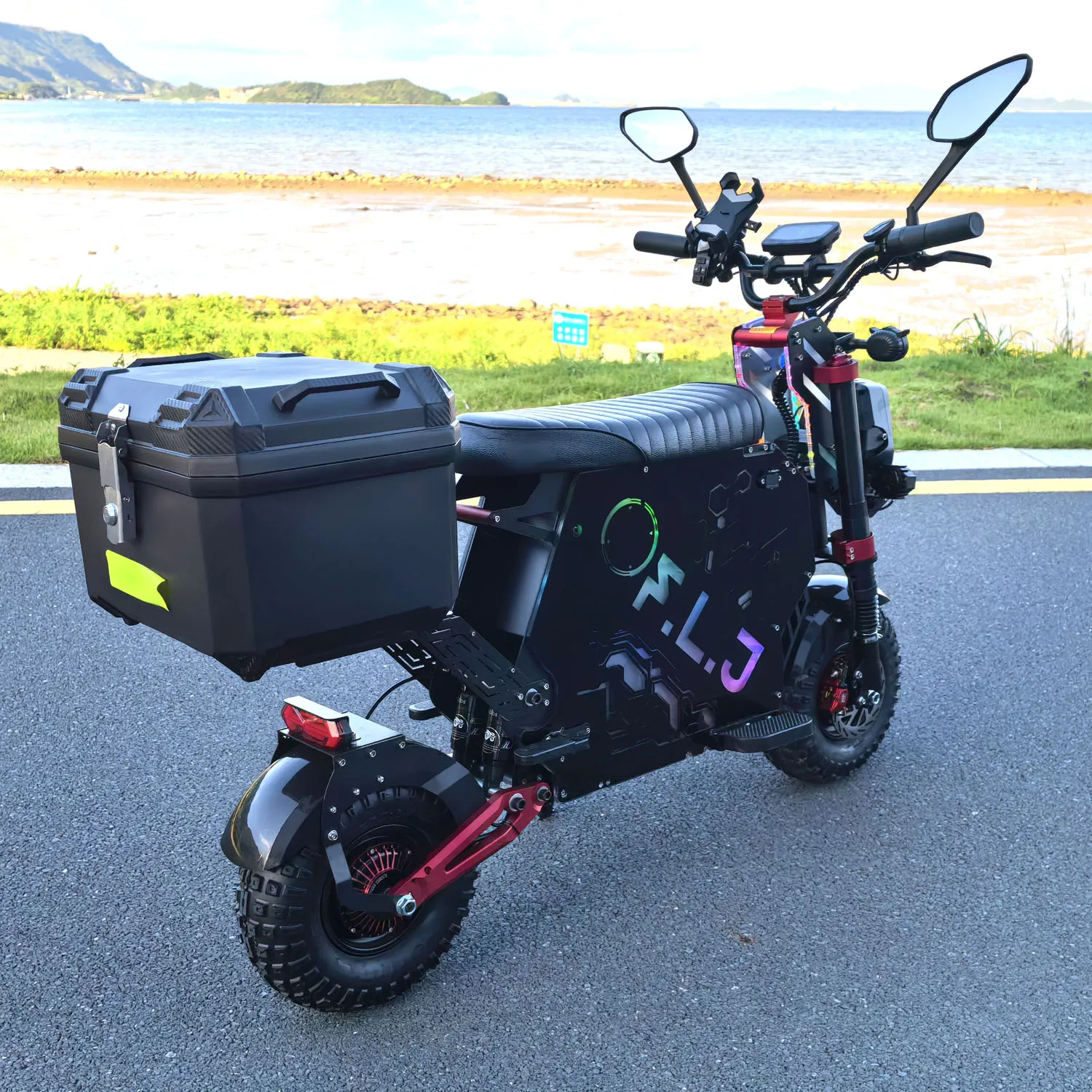 US Stock Scooter F14 72V 12000W Electric Scooter with 100AH Removable Battery Runing Range 200-300 Kms Fast Speed Scooter