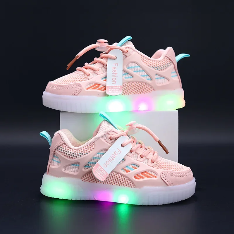 Children's LED Light Shoes 2024 Summer Children's Mesh Breathable Sports Shoes Boys and Girls' Luminous Casual Running Shoes