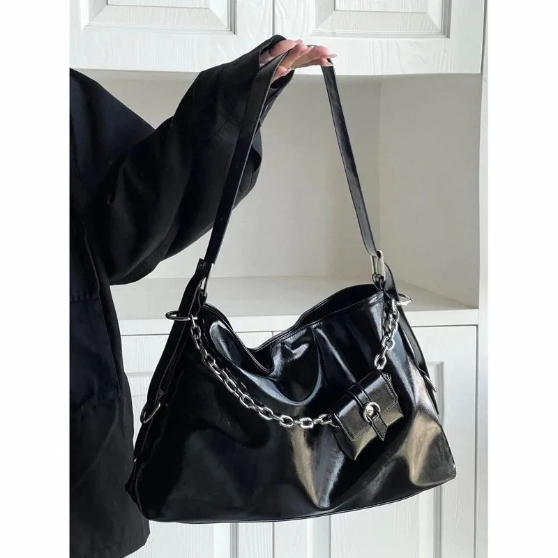 

2025 Spring Summer Women Underarm Bag Large Capacity Minimalist Crossbody Purse Fashion Shoulder Bag for Daily Commute