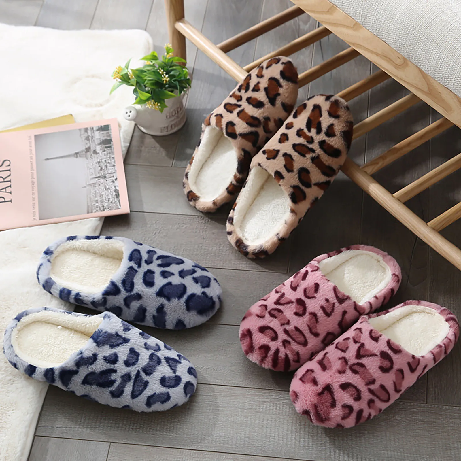 Women Leopard Coral Fleece Slippers Winter Warm Indoor Hospitality Slippers Guests Slippers Soft Fluffy Plush Home Slippers