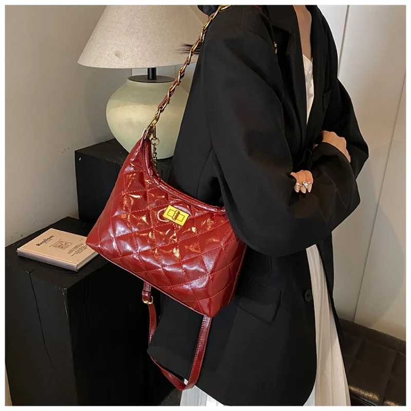 

Stylish Subway Rider Crossbody Bag For Women Metro Card Holder For Urban Commuting And Daily Transit
