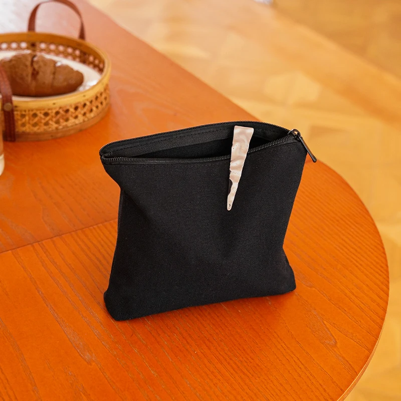 Pure Black Makeup Bag Women\'s Portable Cosmetic Lipstick Storage Bag Zipper Single Layer Canvas Bag Commuter Toiletry Bag Ins