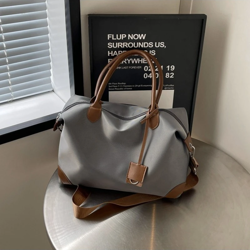 

Компактная маленькая портативная дорожная сумка для деловых поездок, сумка через плечо, сумка для багажа, стильная сумка для йоги и фитнеса, минималистичная и элегантная