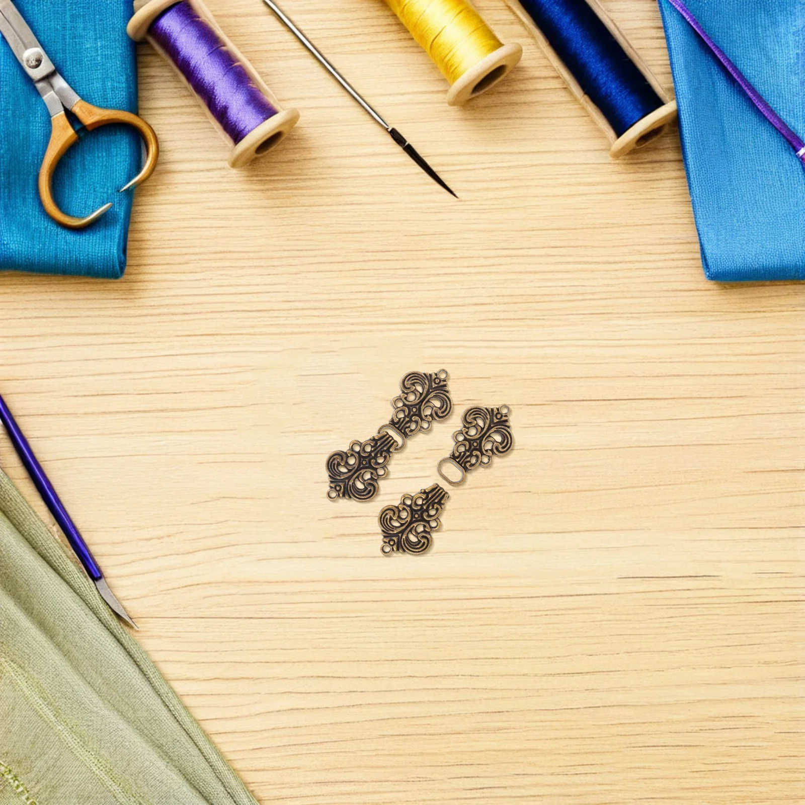 

Hanfu Cloak Clasps Vintage Metal Fasteners For Shawl Cardigan Sweater Cape Sew-On Closures Toggle Clips Craft Supplies