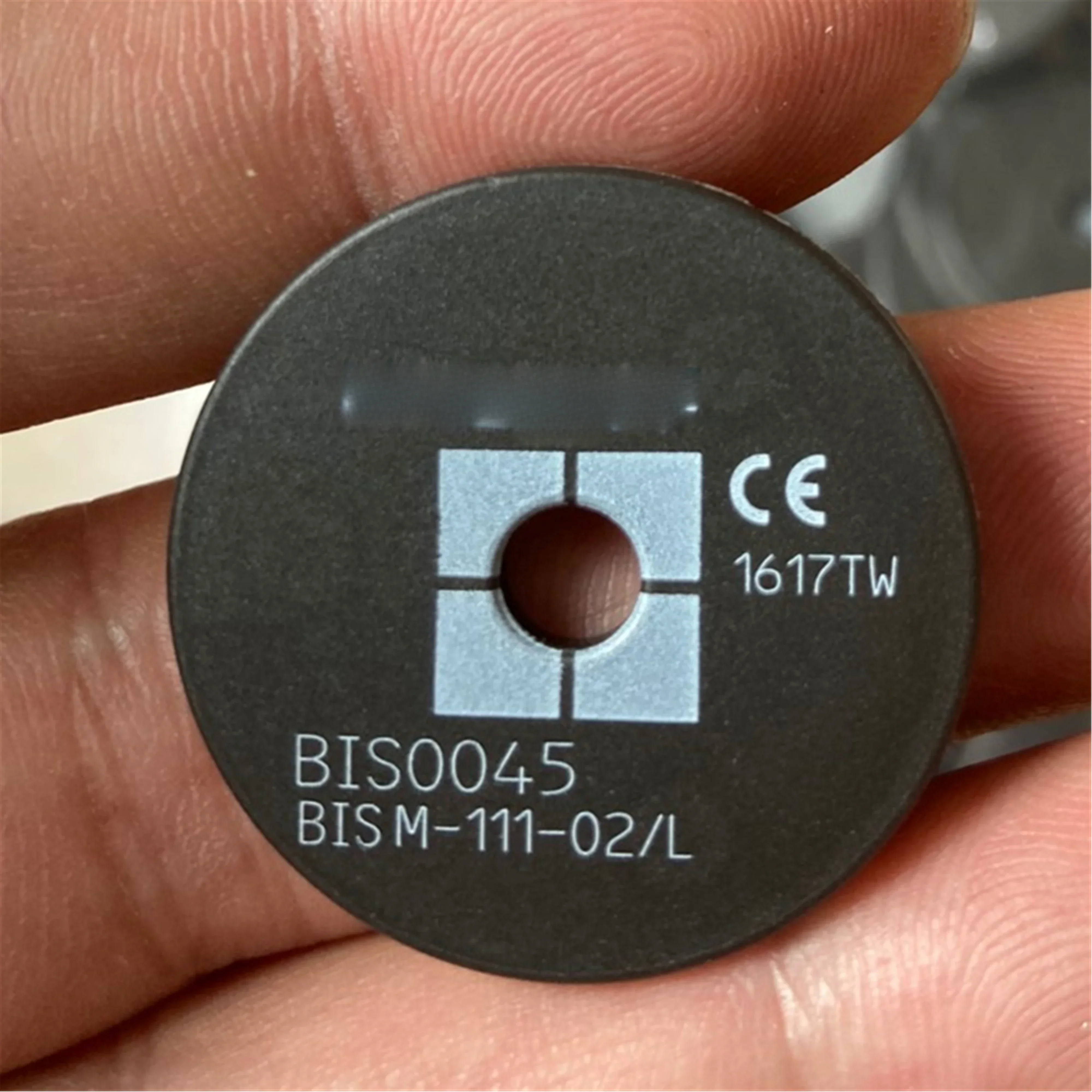 Coding block BIS0045 BIS M-111-02/L read and write head high frequency data carrier chip