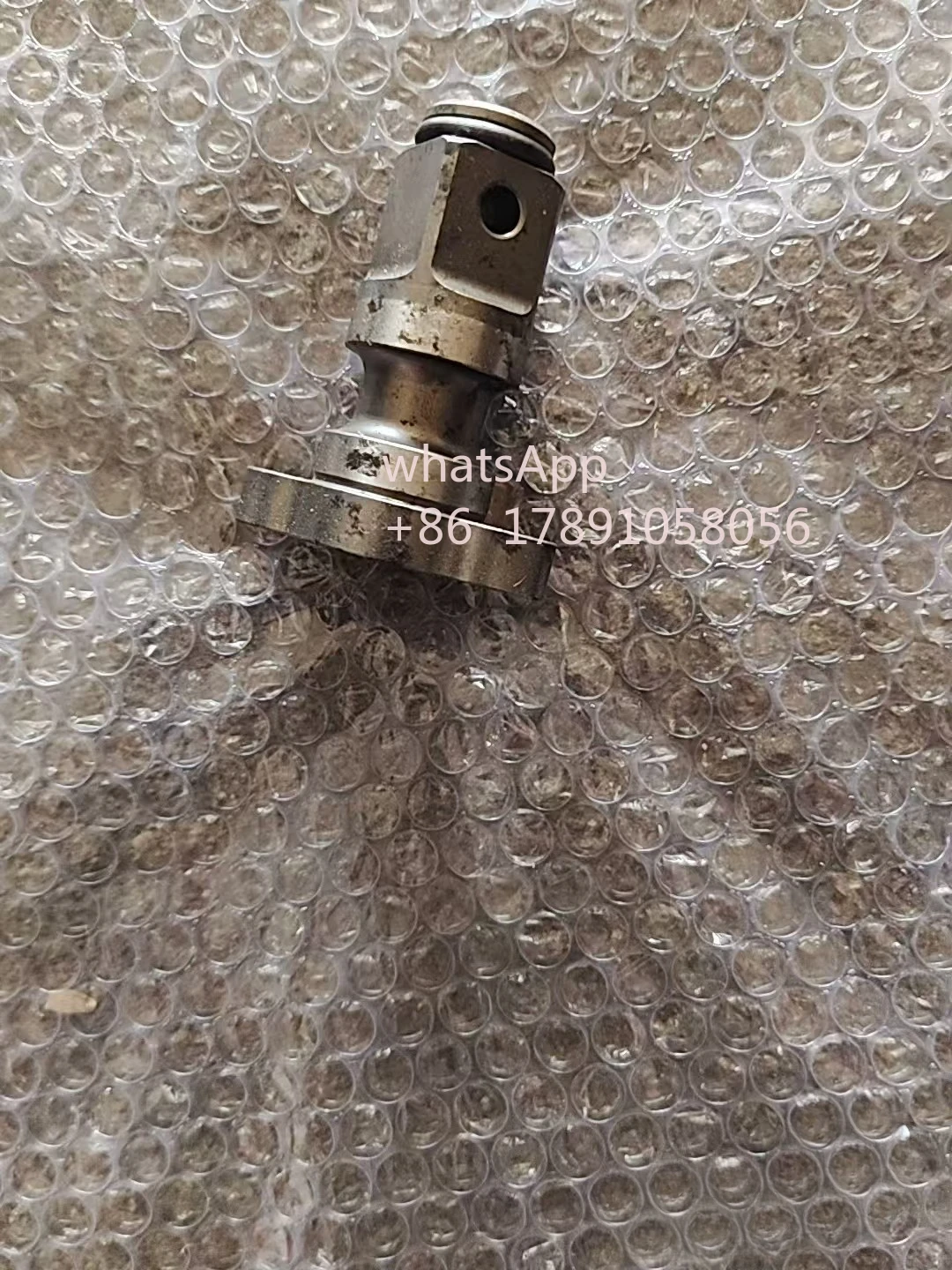 Milwaukee2864 output shaft, 2764 can also be used with strike shaft square head, original accessories