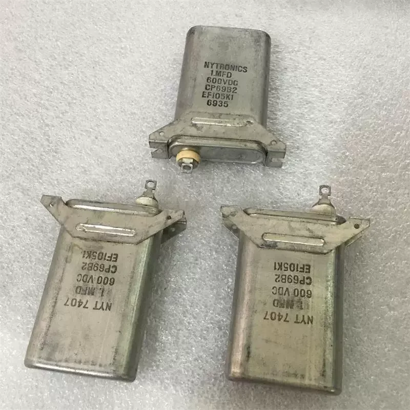 Antique American NYT 1UF 600V Copper Shell Gallbladder Machine Fever Coupling Frequency Divider Oil Immersed Capacitor
