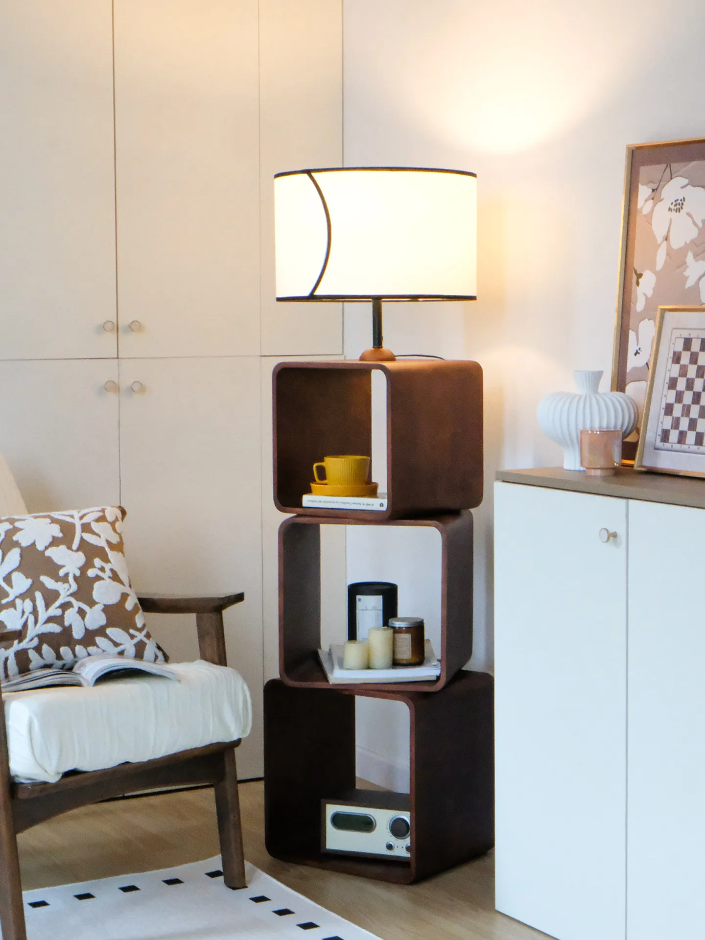Middle Aged Solid Wood Floor Lamp Living Room Sofas Stand Light Storage Shelves Study Bedroom Bedside Lamp Home Decor Lights LED