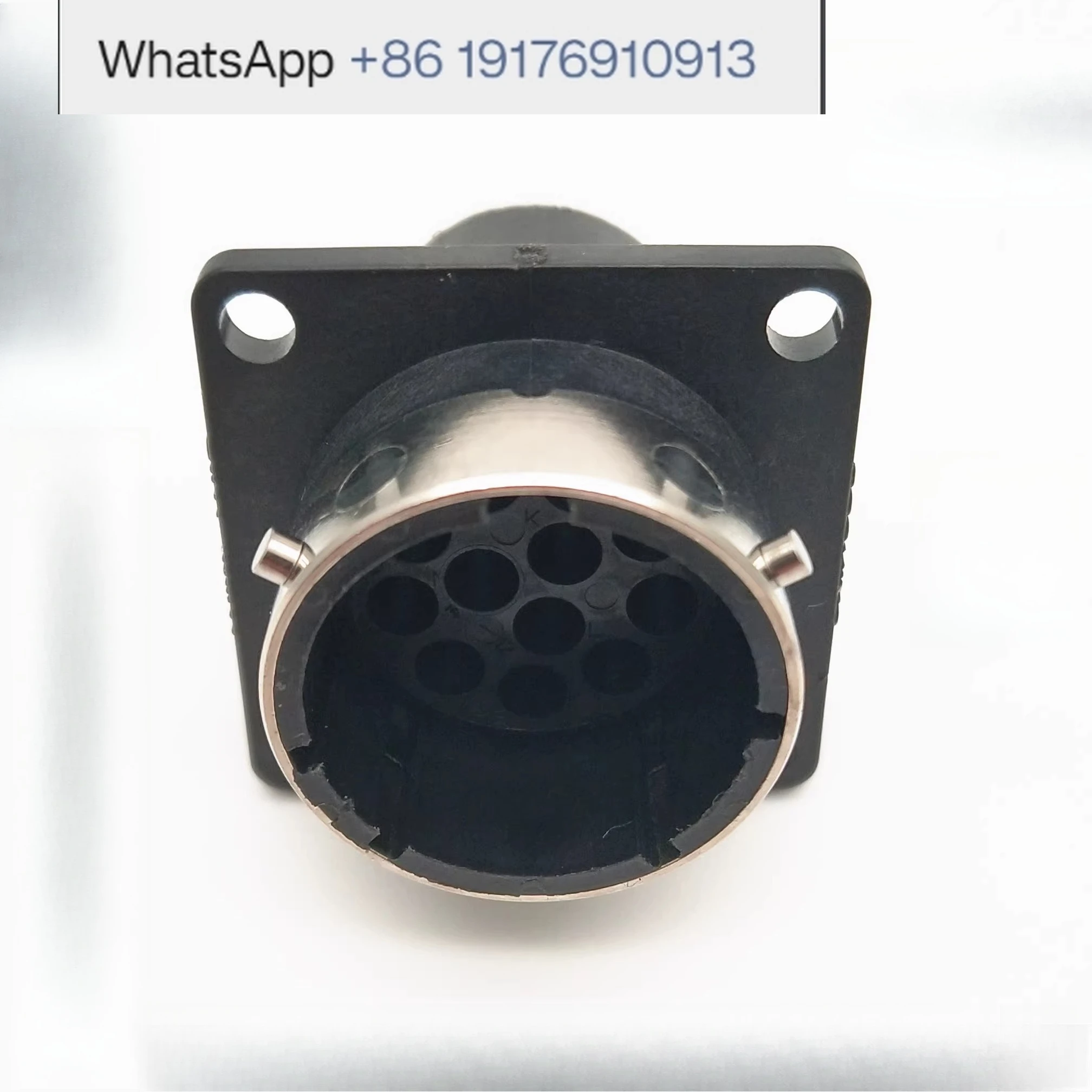 12-Pin Circular Connector Receptacle UTG01412P UTG014-12P