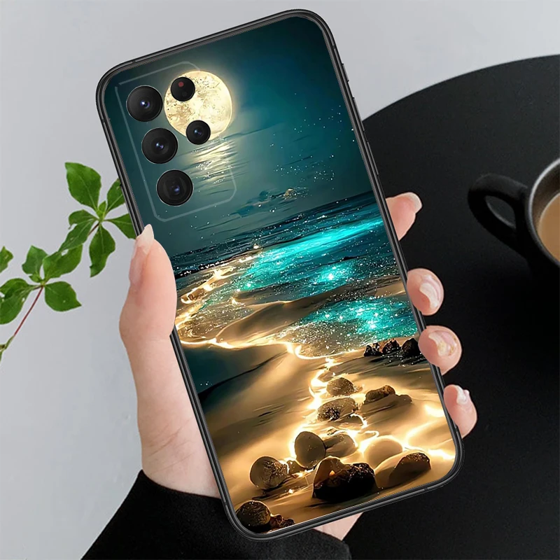 

Phone Case For Samsung A55 A16 A56 A36 A35 A15 A53 A54 A33 A34 A25 A05S A52 A52S A14 A26 A71 Moonlight Beach