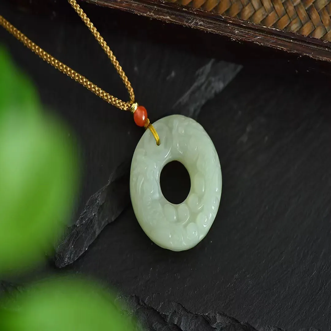 Exquisite Hetian Jade Round Pixiu Pendant Jewelry 1277#