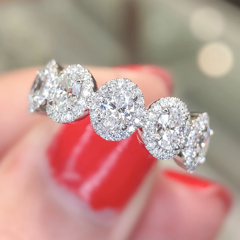Huitan Exquisite Oval Cubic Zirconia Band Women\'s Rings for Engagement Wedding Accessories Luxury Silver Color Female Jewelry