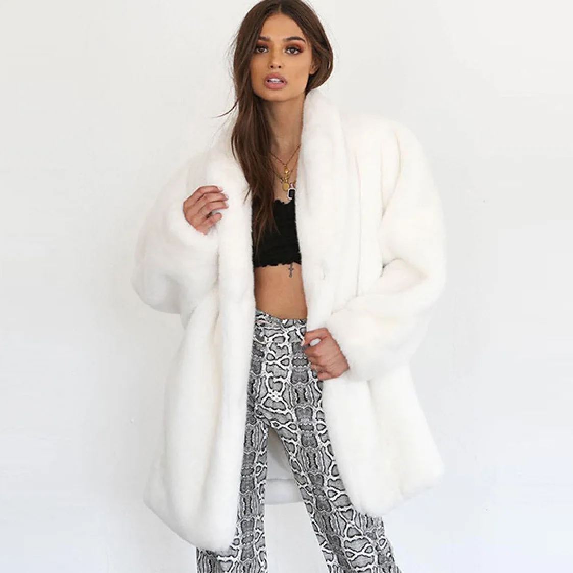 للإناث نمط سيدة ايكو معطف الفرو الأبيض الشتاء المرأة سترة الفراء الاصطناعي سميكة المتضخم رقيق معطف الفرو فو