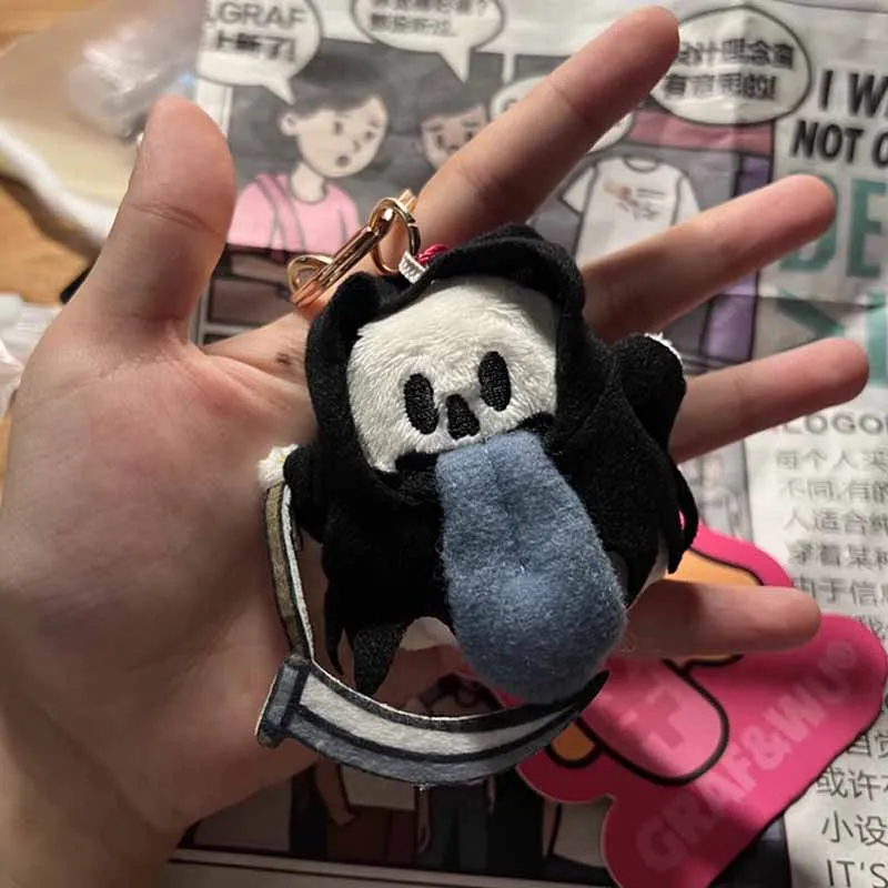 Leuke Cartoon Anime Perifere Knuffels Halloween Shining Snow Monster Zombie Weerwolf Trendy Mode Rugzak Sleutel Hanger Speelgoed