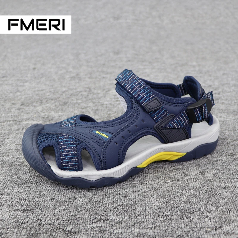 New Men's and women's sandals summer outdoor anti-skid soft sole river tracing sports flat bottomed beach shoes student sandals