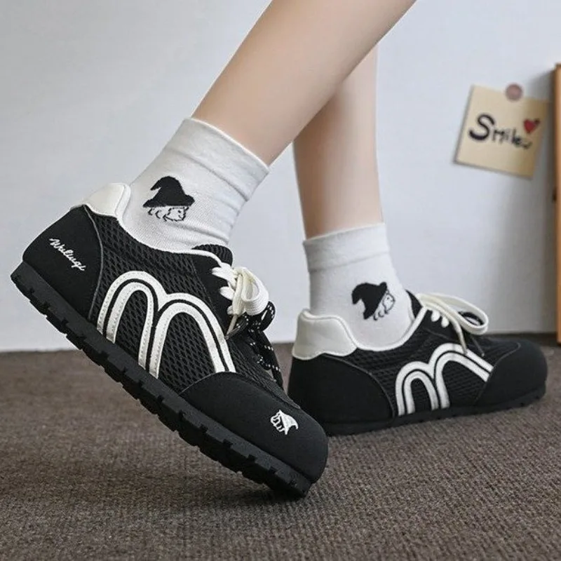 Ladies Breathable Mesh Retro TrainersBlack Double Lace Up WitchEmbroidery Flat Sneakers Casual Daily Outdoor Women Walking Shoes