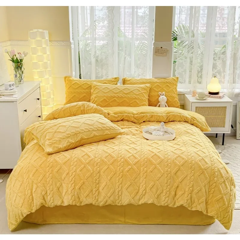 1Pcs 2025 new tower hibiscus milk fleece quilt cover autumn and winter thickened warm solid color quilt cover, no pillowcase
