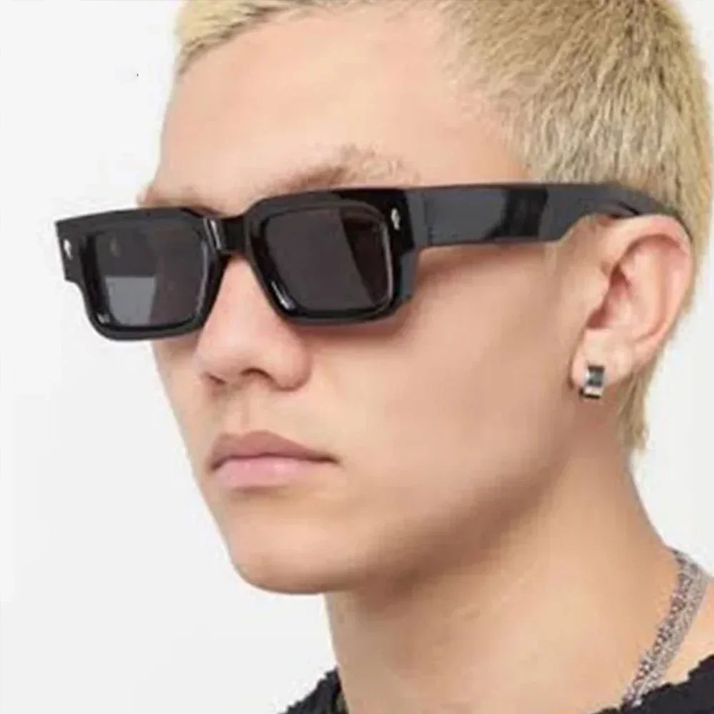 レトロ男性スクエアサングラス女性のためのヴィンテージ高級リベットデザイナーサングラスファッションアローシェード UV400 眼鏡