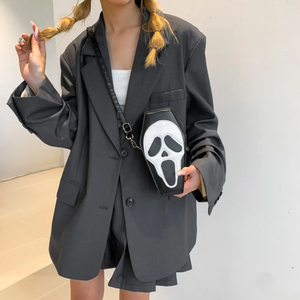 

Cobweb Pattern Halloween Skull Crossbody Bag Gothic PU Leather Halloween Ghost Shoulder Bag Makeup Lipstick Bag Zipper