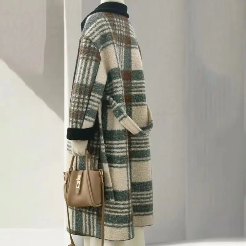 High End Retro Double-Sided Plaid Long Coat For Women In Autumn And Winter, Lambhair Lapel Splicing Loose Jacket