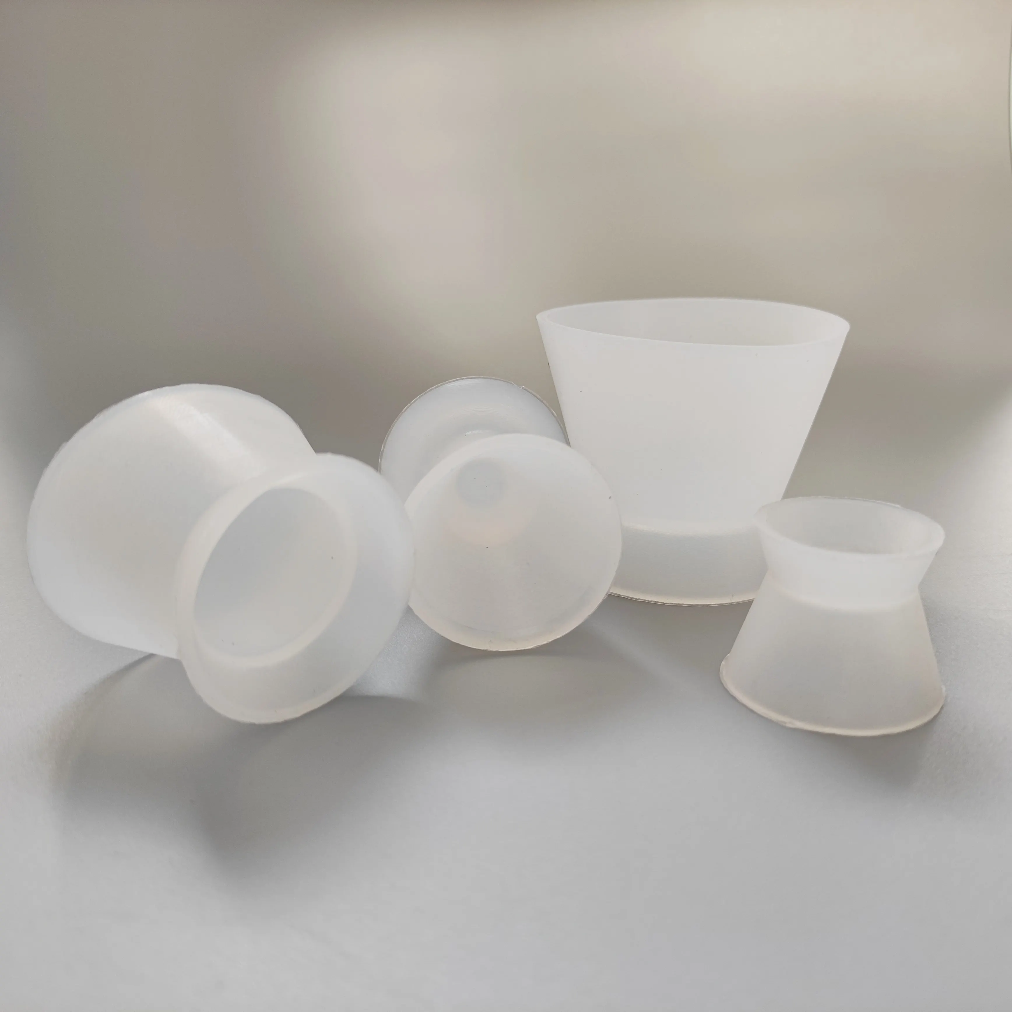 4pcs/set Orthodontics Dental Silicone Mixing Cup Self-solidifying Cup Rubber Mixing Bowl