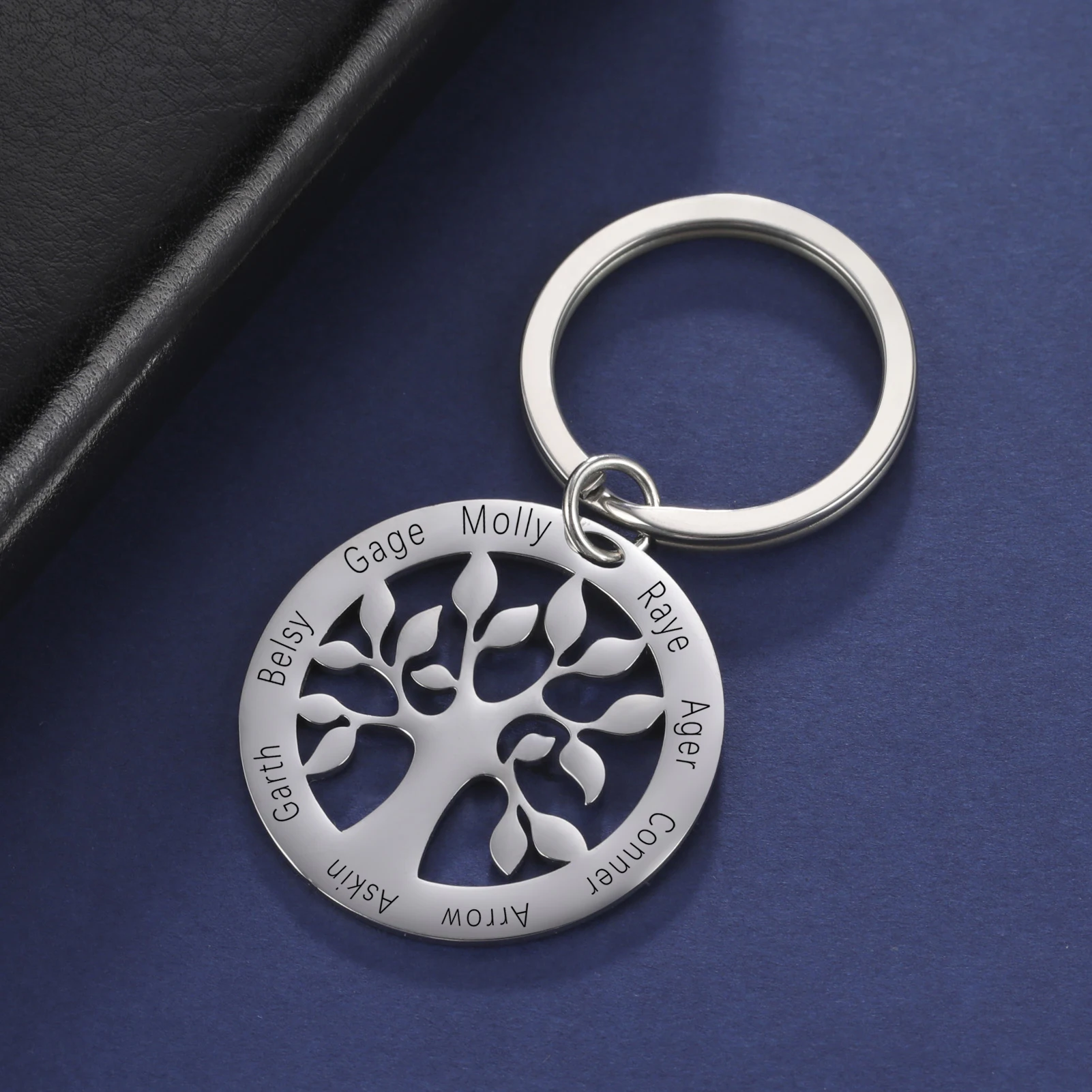 Personalisierter Schlüsselanhänger mit Baum des Lebens, graviert mit Namen, Schlüsselanhänger für Familienmitglieder, Schlüsselschmuck, Geschenke für Paare zum Valentinstag – Detail 8