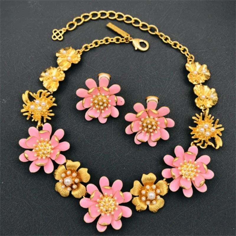 

European and American trend brands new exaggerated retro elegant niche flower enamel jewelry set gifts