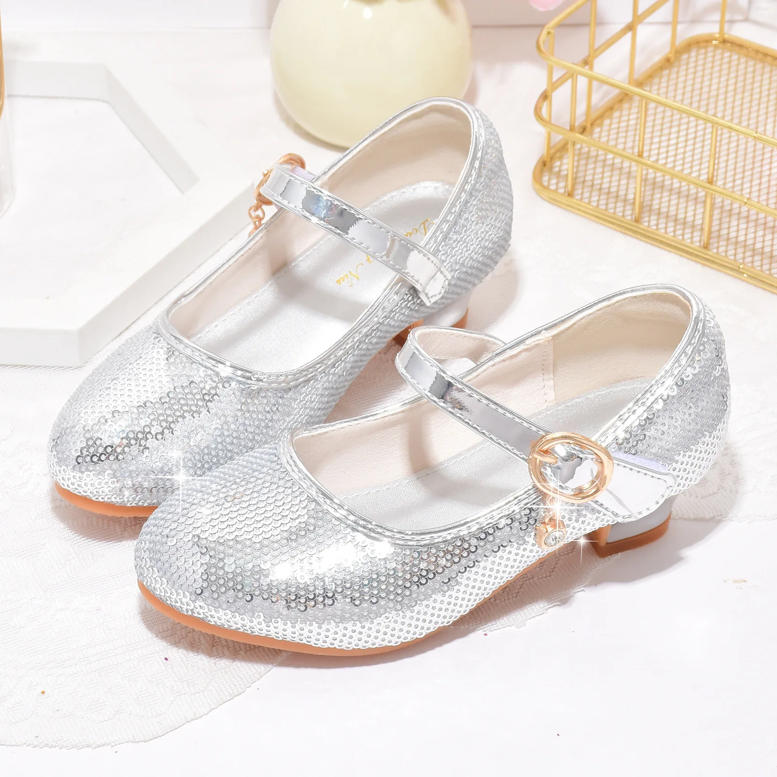 

Children's Leather Shoes Spring New Girls' High Heels Fashion Sequin Performances Dance Shoes Girls' Princess Shoes