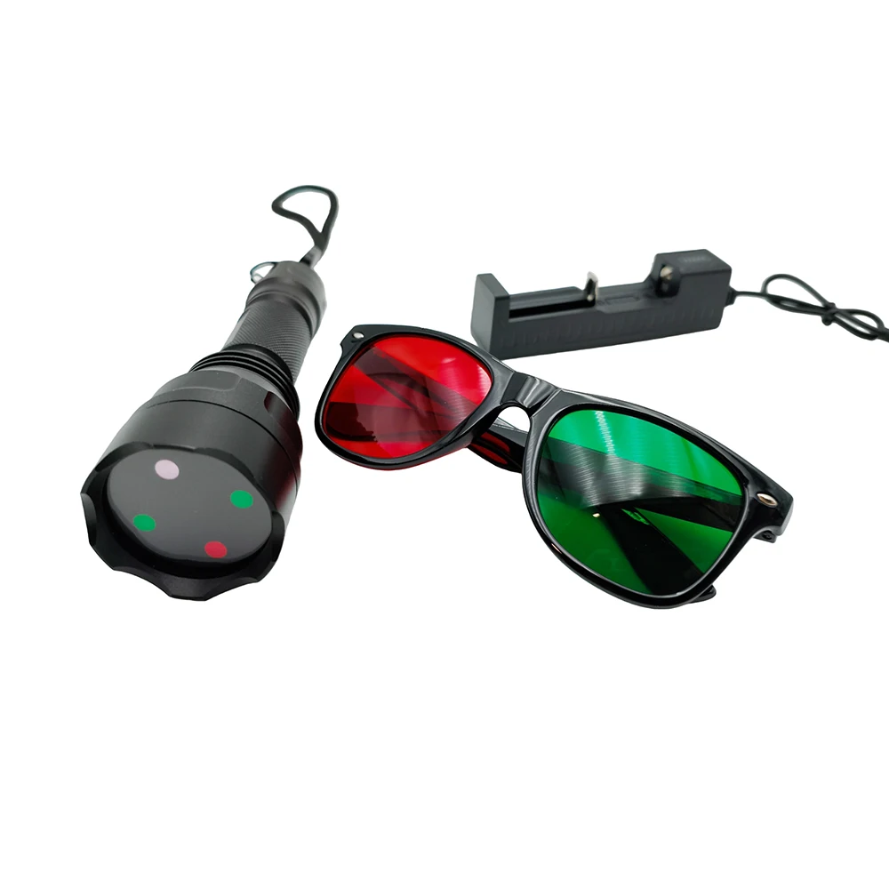 InnoVue Opto WT-4 Portable Worth 4 Dot Simultaneous Vision for Red Green Glass Rechargeable Penlight Ophthalmic Sight