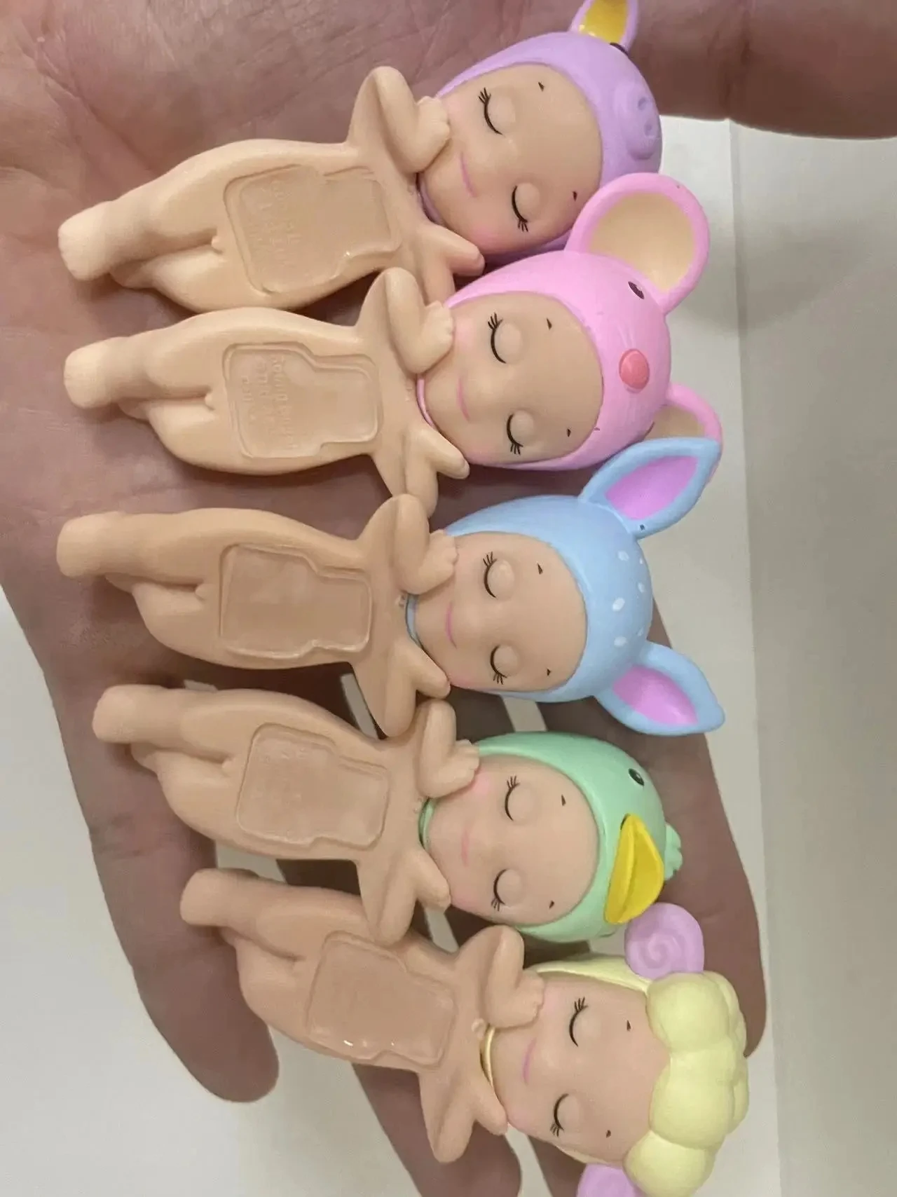 กล่องสุ่มเซอร์ไพรส์ปิกาจู ปาร์ตี้แองเจิล กล่องสุ่มลึกลับ ฟิกเกอร์อนิเมะ ของเล่นโมเดล ของขวัญคริสต์มาสแบบกำหนดเอง