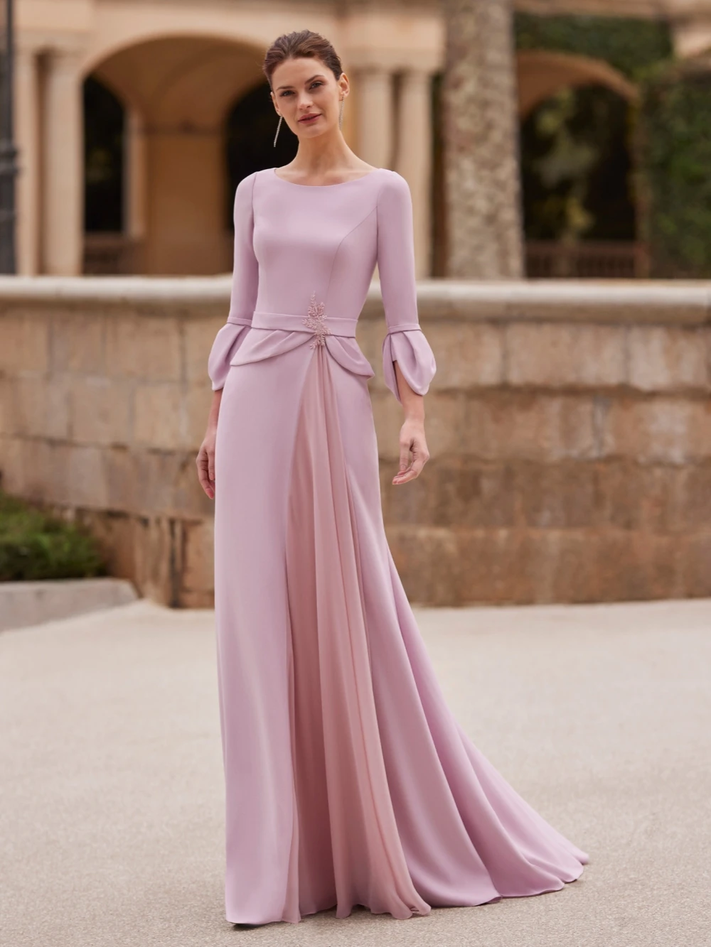 Modest O-neck Long Sleeve Mother Of The Bride Dress For Wedding Simple Appliques Prom Dress 2024 Elegant Long Evening Gown