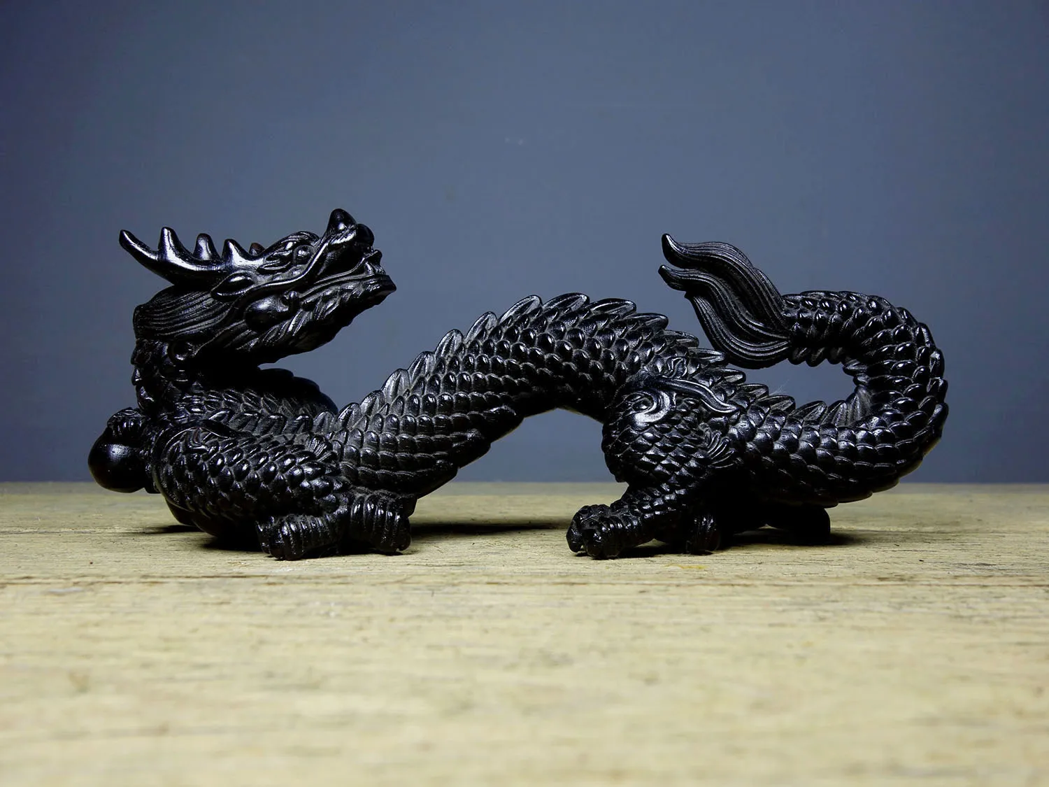 Antique Sandalwood Exquisite Carving Divine Dragon Offering Auspicious Pen Stand Ornament