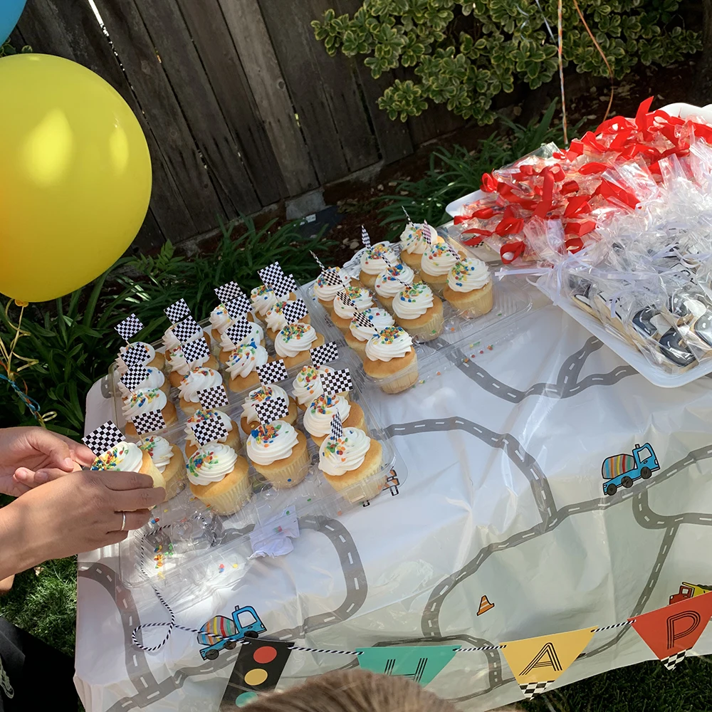 100/50/20 Stück karierte Rennflaggen-Zahnpickel Cupcake-Topper für Rennwagen-Party Zahnpickel-Flaggen Renn-Geburtstagskuchendekorationen – Detail 6