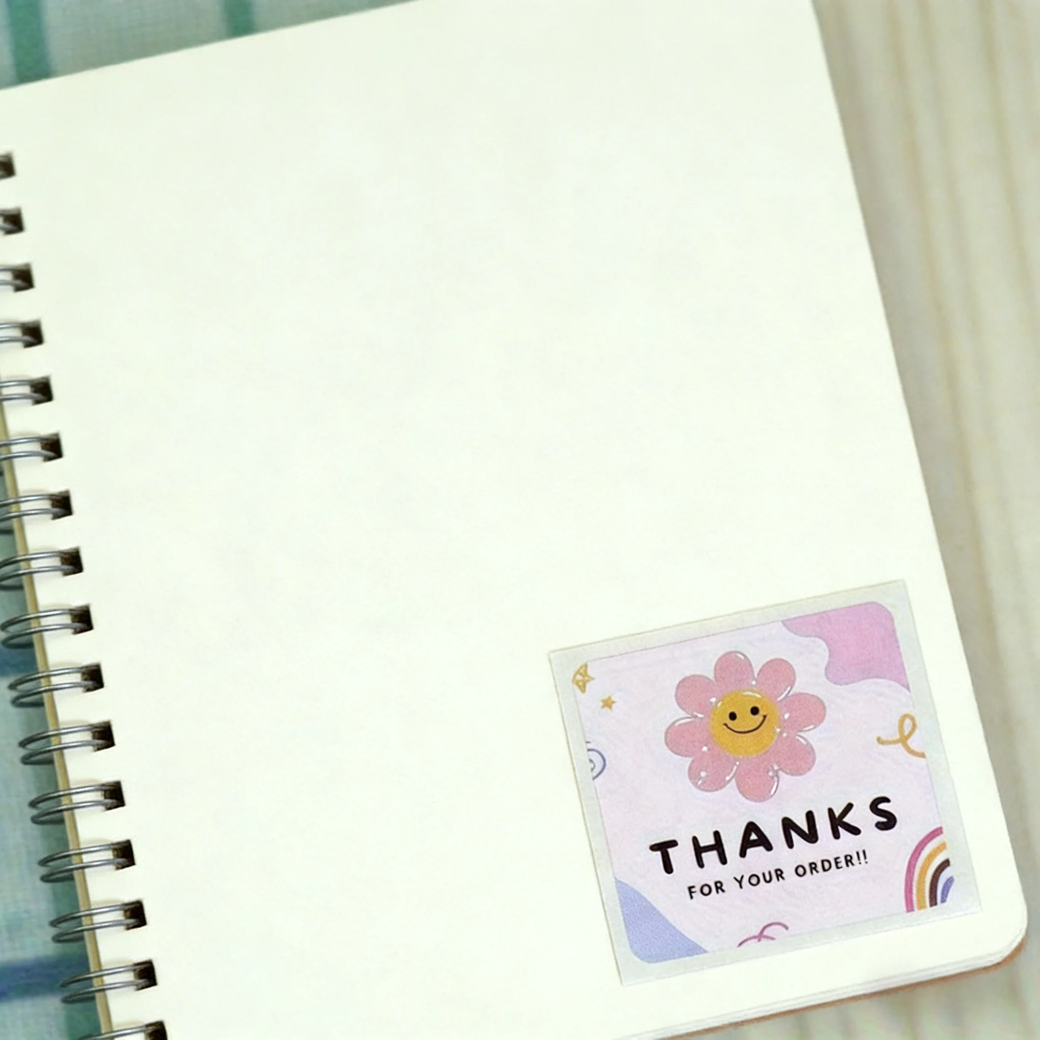 

300Pcs Cute Smiley Flower Thank You Stickers Self-Adhesive for Order Packaging Gift Wrapping Journal