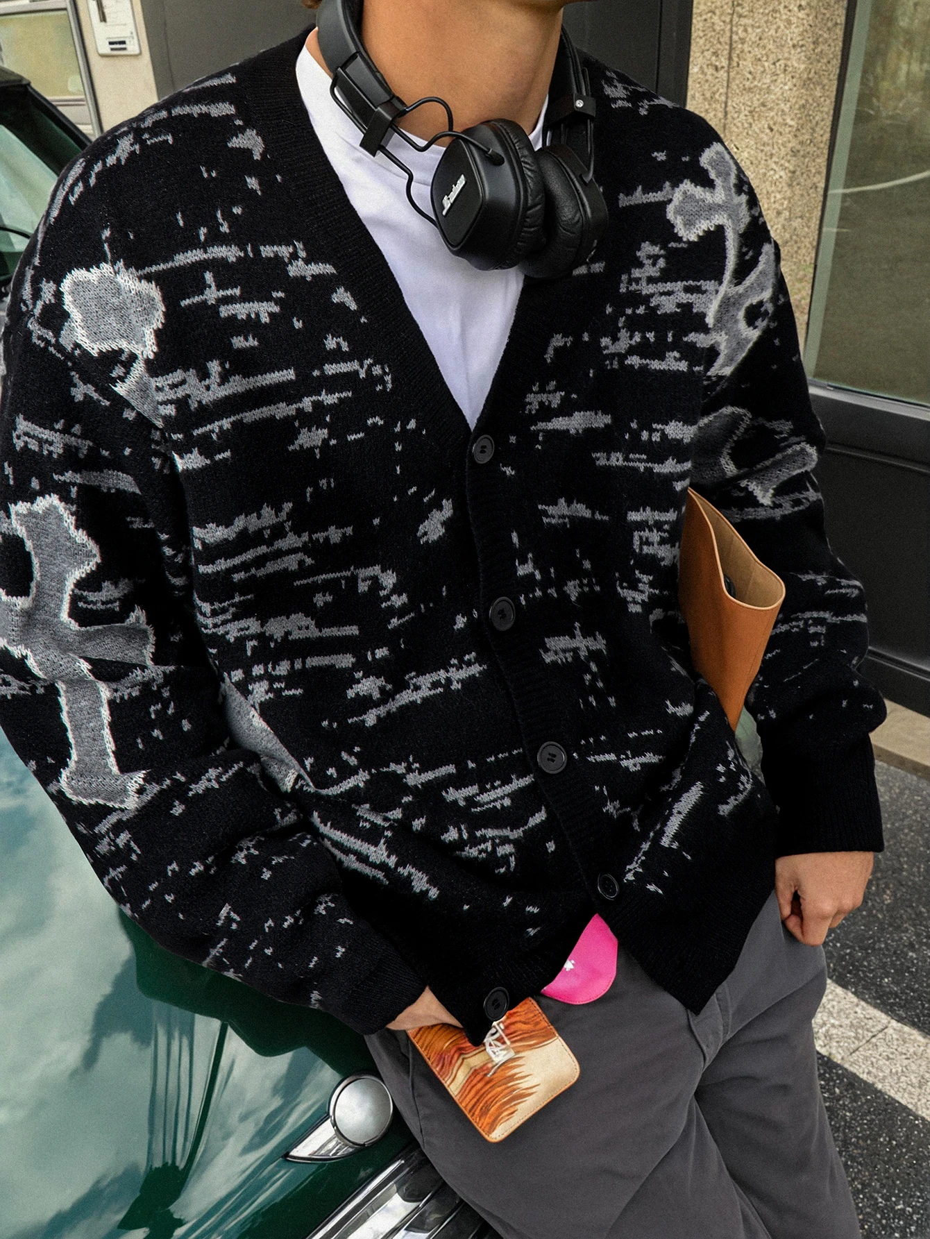 

Street Style Men's Knitted Tops, Fashionable and Trendy, Daily Commuting, Long-Sleeved, Loose Button-Down Cardigan Sweaters for Autumn and Winter