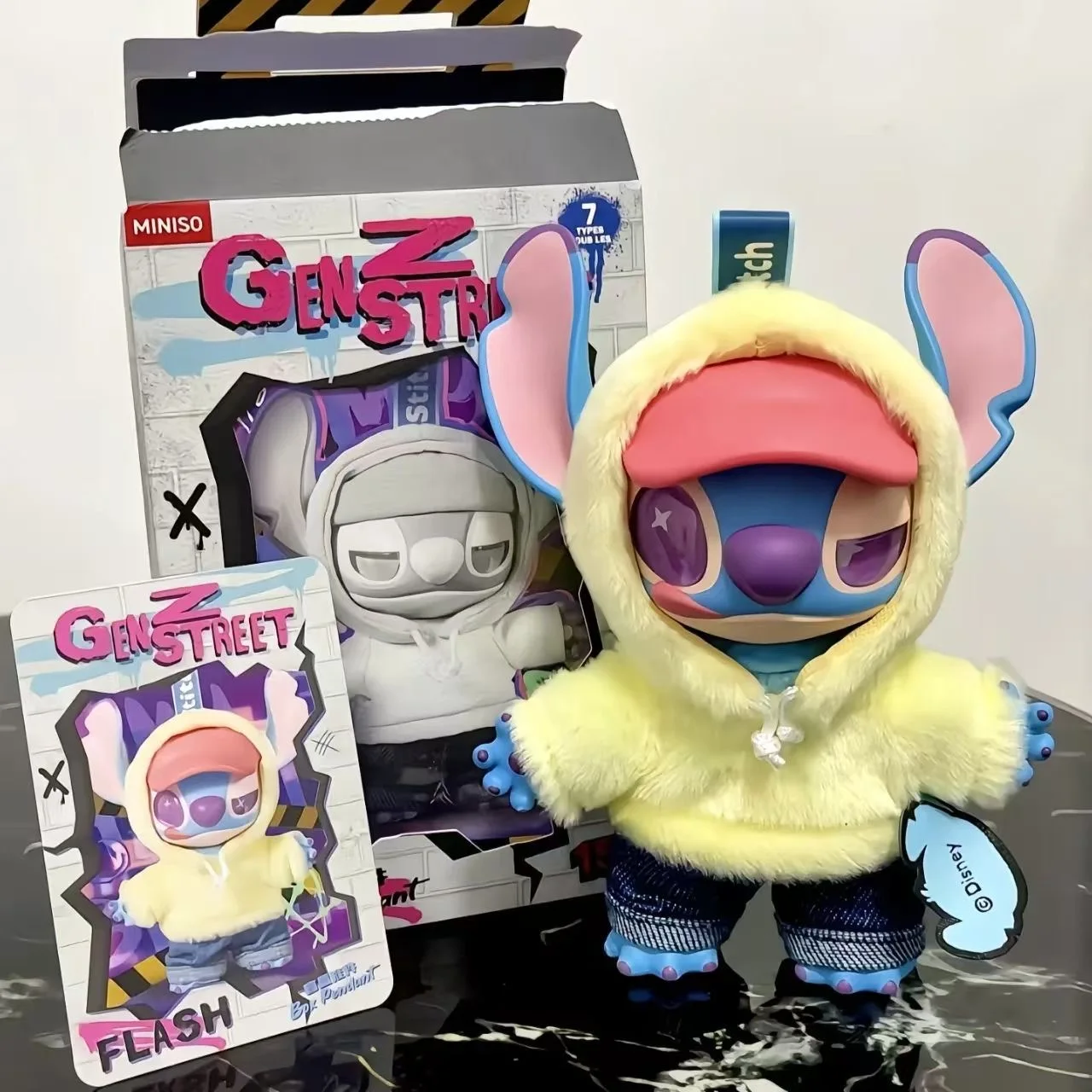 

Новая слепая коробка Disney Stitch Gen Z Street Series слепая коробка виниловая плюшевая настольная подвеска уличная стежка подарочная коробка-сюрприз