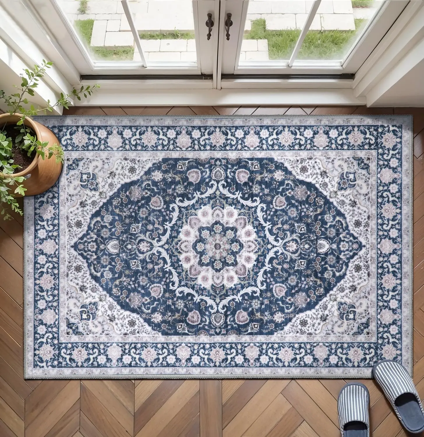 Vintage Blue Floral Boho Door Mat, Washable Non Slip Entryway Rug, Soft Small Carpet for Entrance Bedroom Kitchen Bathroom Foyer