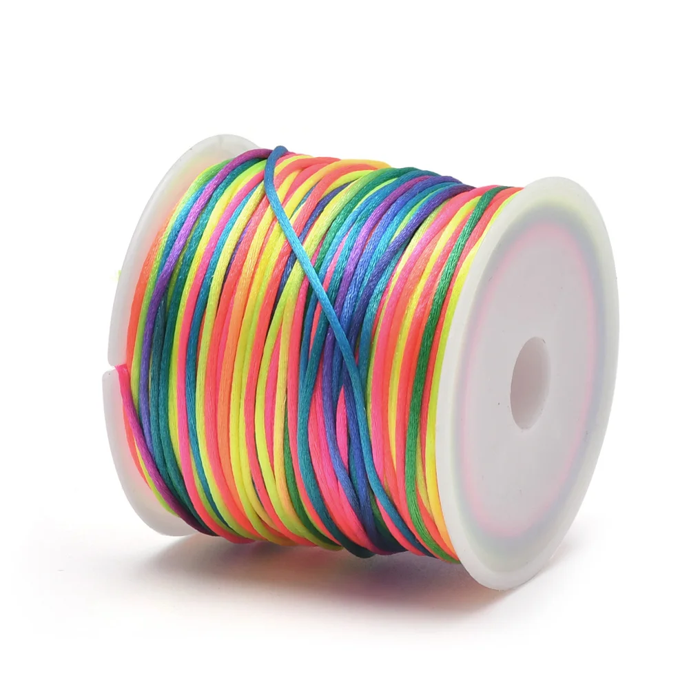 1,5 mm ambachten satijnen rattail koord string van nylon voor Chinese knoop, macramé, trim, sieraden maken 24 yards